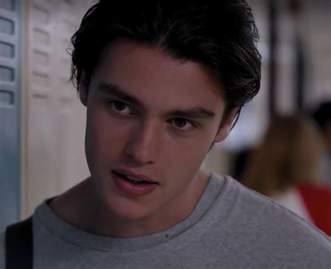 acteur de marcus dans ginny et georgia|Qui est Felix Mallard, le beau gosse de la série Ginny。